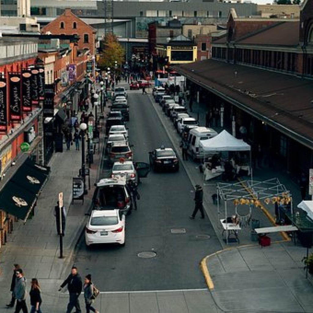 A Market Full of Gratitude